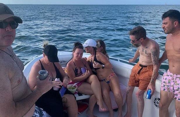 Grand Cayman Private Stingray City and Snorkeling
