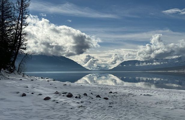 Glacier National Park – Snowshoe Tour (5-6 hours)