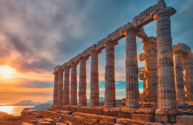 Private Sightseeing Sunset Tour in Sounio with Transfer Included