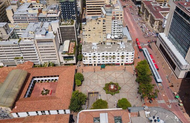 Private Tour of the Historic Center and Candelaria in Bogotá
