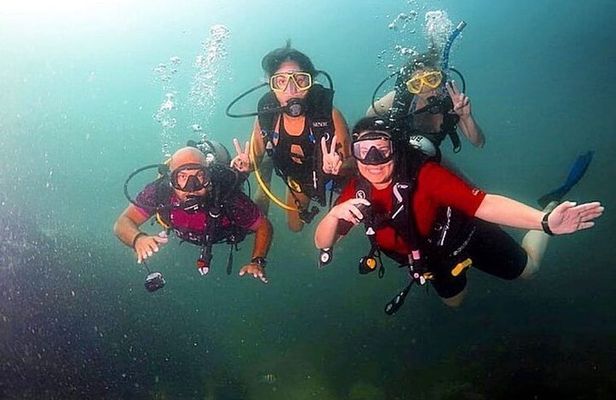 2 Hours Scuba Diving in Dubai