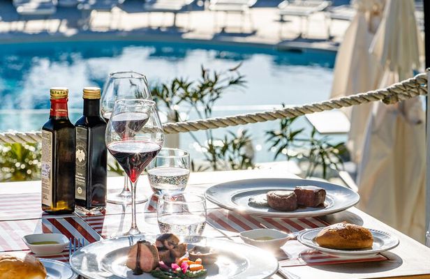 Wine tasting with lunch at Capriccio Restaurant in Sorrento