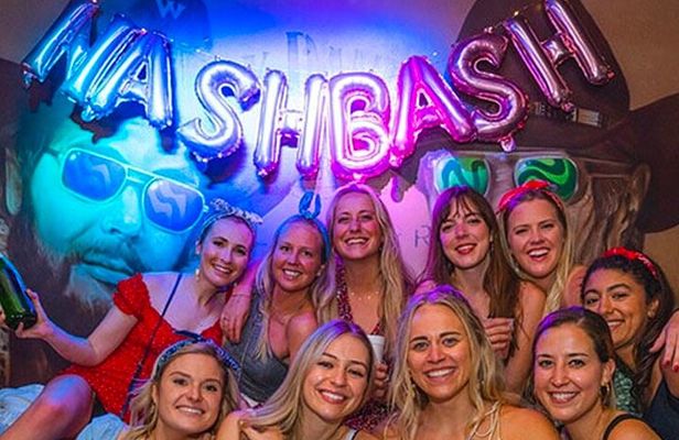 Nashville Bar Crawl with Express Entry and Drink Discount
