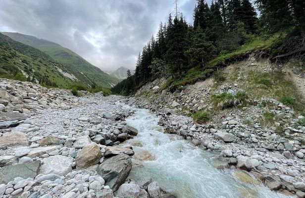 Adventure & Hike in Ala Archa National Park & Bishkek City Tour 