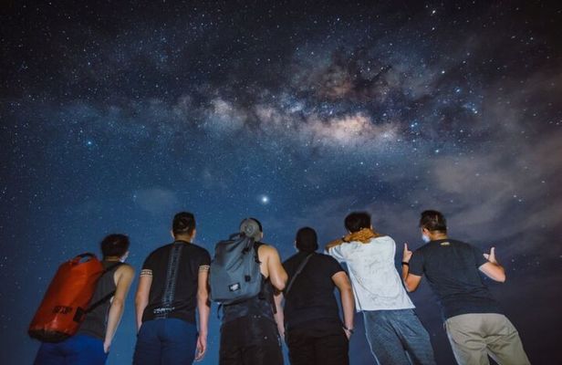 Hurghada Desert Stargazing, Camel Ride, Dinner & Jeep Safari