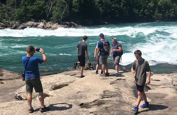 Devil's Hole to Whirlpool Loop Adventure Hike