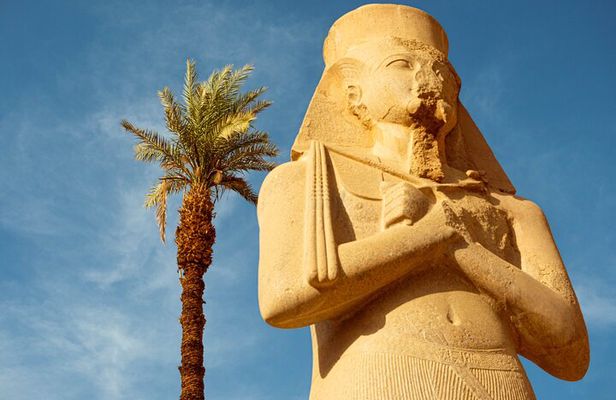 Full Day Private Historical Tour of Hurghada to Luxor