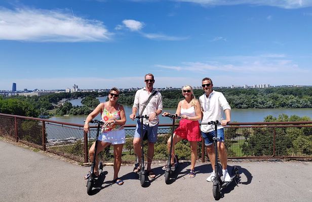 Belgrade Essentials E-Scooter tour
