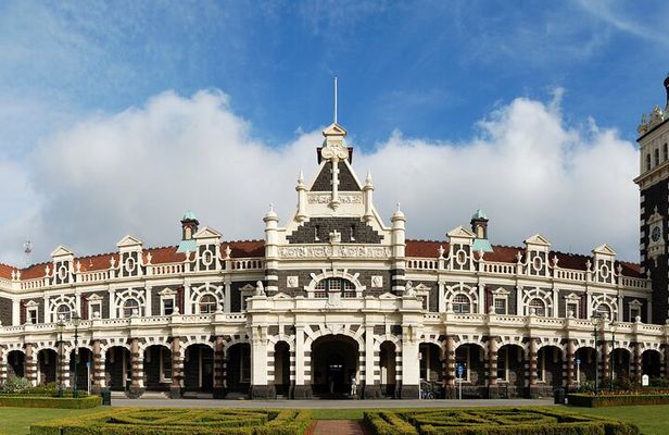 Dunedin Private Fullday Tour