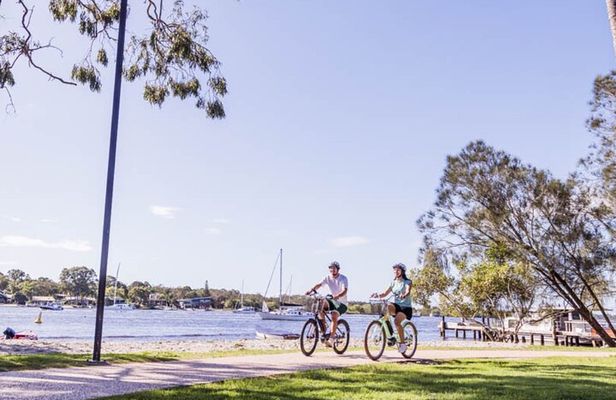 Noosa Sightseeing Adventure - Ferry Cruise, Ride and Kayak