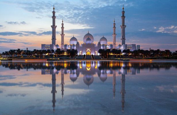 Discover Abu Dhabi Highlights Private Full-Day Sightseeing Tour