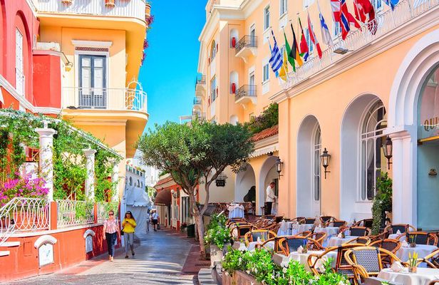 Small Group Tour to Blue Grotto, Anacapri and Capri