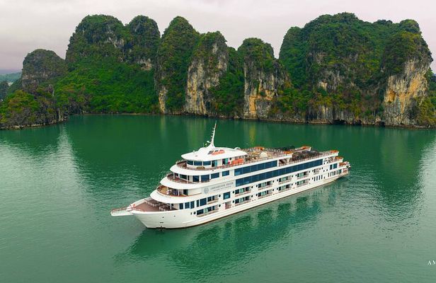 The most Luxury Day Cruise with transfer from Ha Noi & Drink