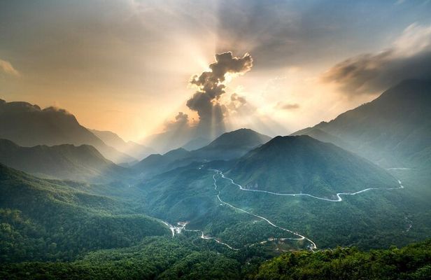 From Sapa: Adventure Tour To O Quy Ho & Trekking Sin Chai Village