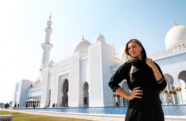 Visit Abu Dhabi Sheikh Zayed Grand Mosque in Dubai