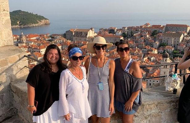 Private History Old Town and City Wall Tour in Dubrovnik