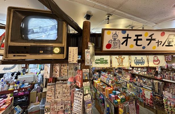 Private Akihabara Retro Tokyo Anime Game Maid Cafe Tour w/ pickup