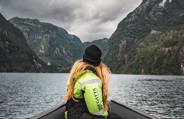 Scenic Hardangerfjord & Fyksesund RIB adventure from Norheimsund