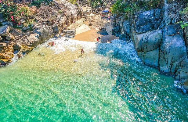 Coastal and Jungle Hiking Tour along 6 Beaches of Puerto Vallarta