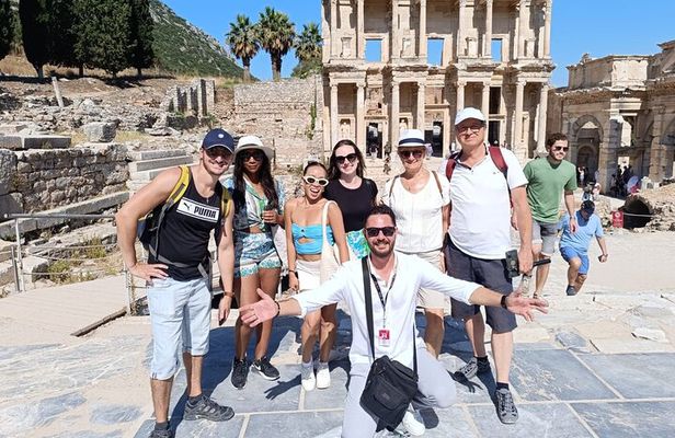 Day Trip to Ephesus from/to Istanbul with FLIGHT and LUNCH