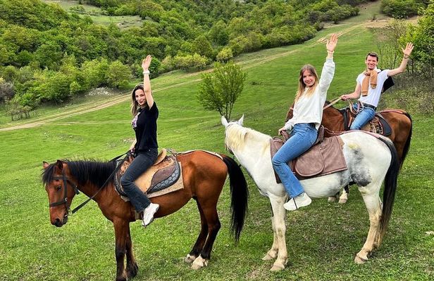 Private tour to Sevan, Dilijan Off-road tour & Horseback riding