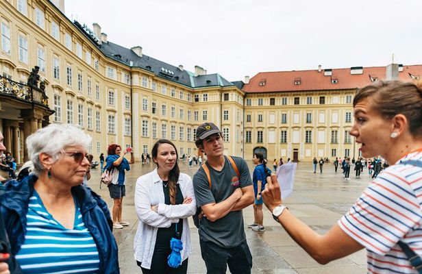 Prague: Grand City Tour with Bus, Castle exteriors & River Cruise