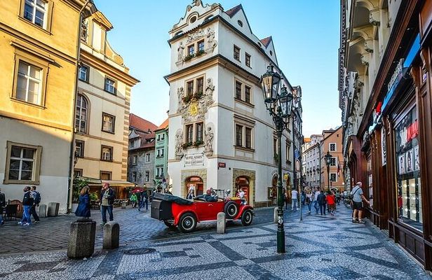 Prague Highlights Walking Tour With A Guide