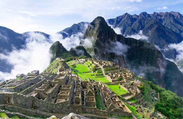Short Inca Trail Machu Picchu