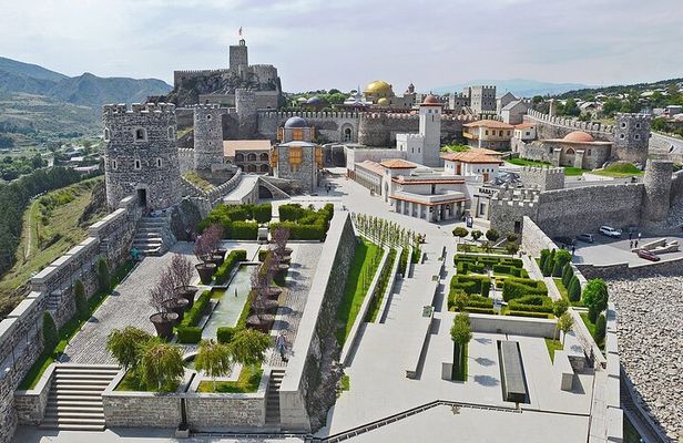 Full Day Guided Shared Tour in Vardzia, Rabati and Borjomi