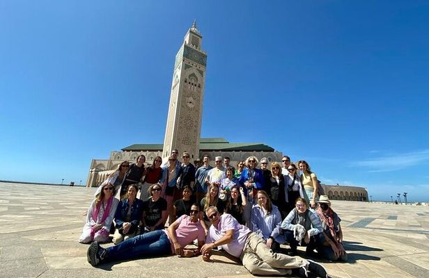 Casablanca walking tour with an academic tour guide