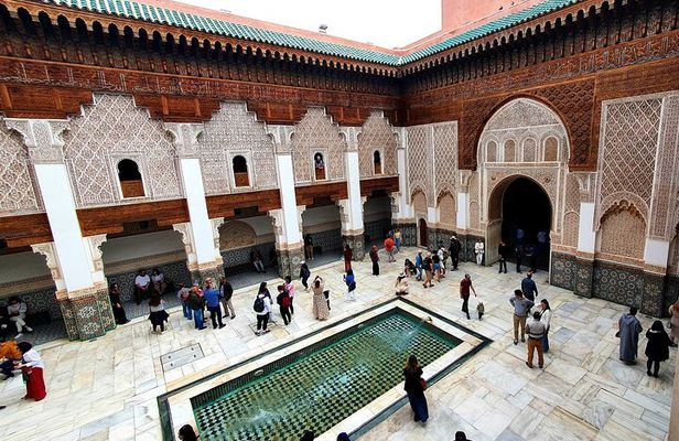 Best of Marrakech: Guided Bahia Palace & Ben Youssef Medrasa Tour