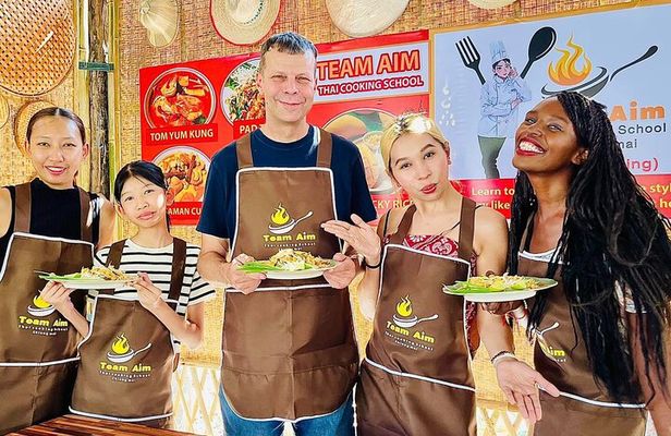 Team Aim Thai Cooking School (#1 Cooking Class in Chiang Mai)