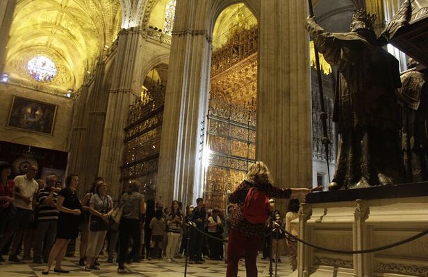 Seville Cathedral & Giralda tour with Priority Tickets