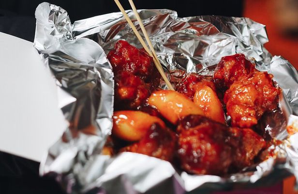 Flavors of Seoul: Grandma's Handmade Noodles to Night Market Tour