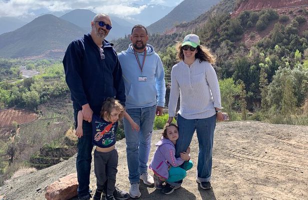 De Marrakech: Visite des montagnes de l'Atlas avec un guide