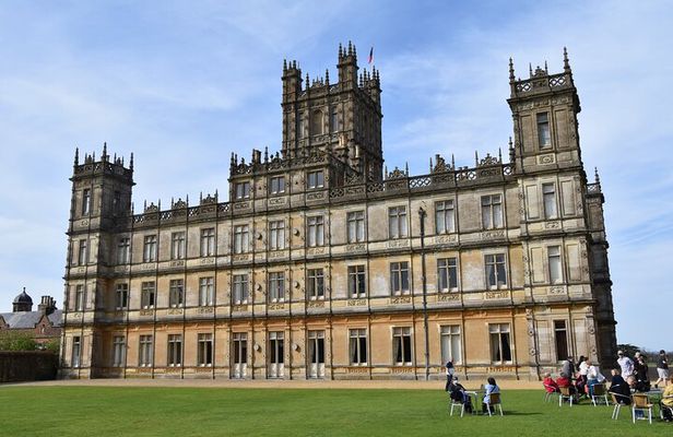 Private Downton Abbey Tour to Highclere Castle With Lunch Stop
