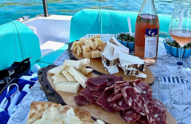 8 Hours Excursion in the Gulf of Olbia with aperitif+lunch included
