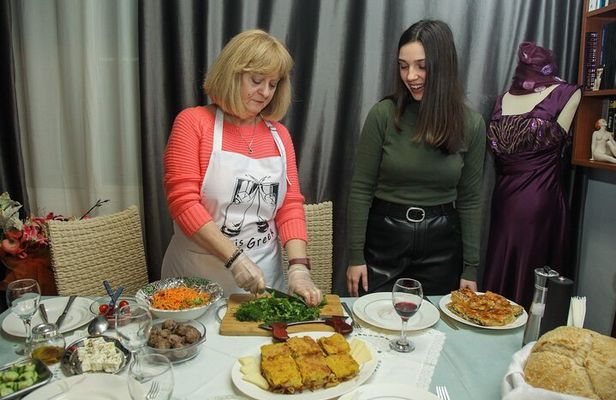 Greek Traditional Lunch with Evi
