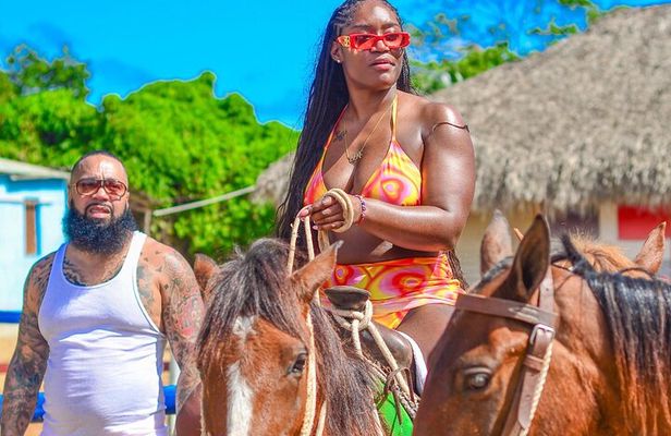 HORSEBACK - RIDE Through Punta Cana