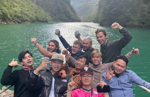 Discover Ha Giang Loop Tour 3 Day 4 Nights with EASY-RIDER