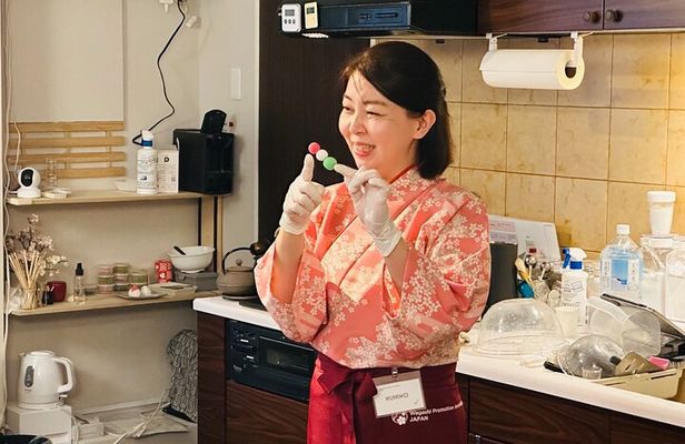 Private Mochi・Matcha sweets Making Class Near Shibuya Area
