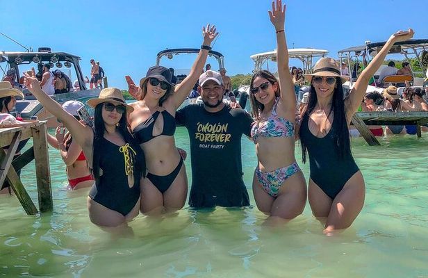 Holiday on the Island of Cholón
