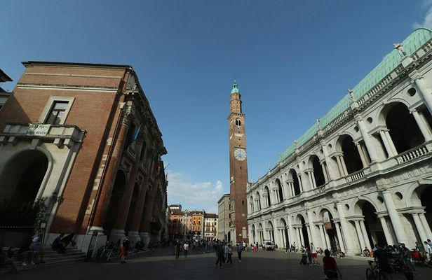 Secret Vicenza Walking Tour