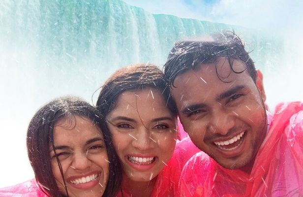 Niagara Falls USA & CANADA Combo Tour With Lunch & Boat