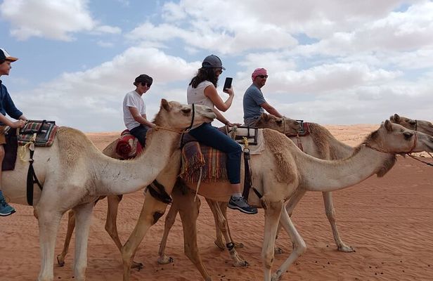 Sharing Tour to Wahiba Sand Desert and Wadi Bani Khalid Full Day