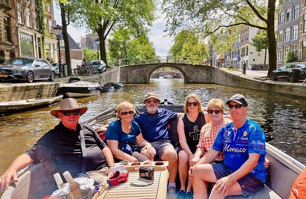 Private 90 Minute Amsterdam Canal Belt Exploration Cruise