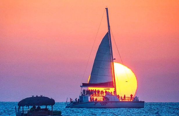 Key West Signature Sunset Sail with Live Music, Open Bar & Food