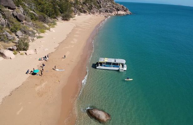 Aquascene Circumnavigation Magnetic Island Tour