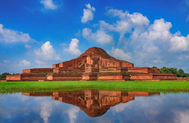 Private Luxury Varendra Odyssey – 3 Day Tour