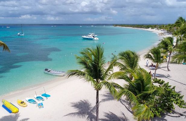 Excursion to Catalina Island and Snorkeling from Punta Cana